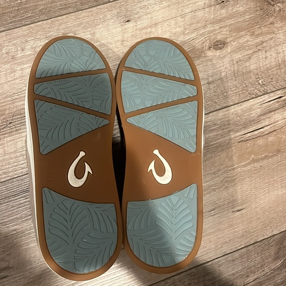 Olukai Women’s Ki’ihele Ili Convertible Sneakers Size 9.5 - Picture 5 of 6